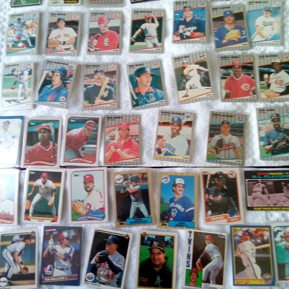 DC SUPERHERO 6 BOOK SET & SPORT CARD SET - Picture 14 of 14